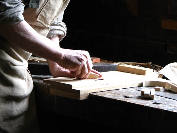 Nuestra <strong>carpintería de madera en  Jerez de la Frontera</strong> es una empresa de <strong>herencia familiar</strong>, por lo que  contamos con gran <strong>experiencia </strong>en la profesión.